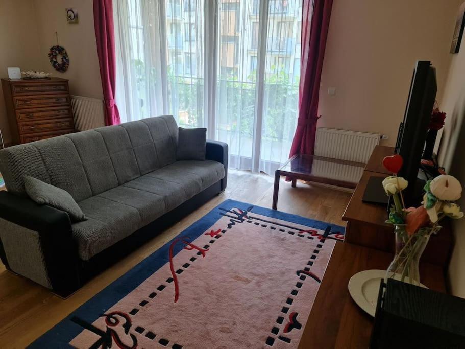 Comfortable Apartment! Praga Zewnętrze zdjęcie